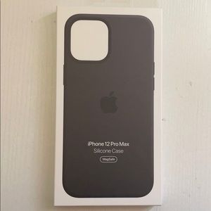 Iphone 12 Pro Max Silicone Case with Magsafe